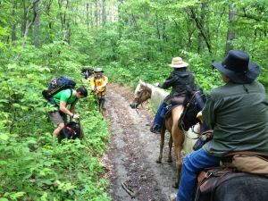 young hikers on the River to River trail